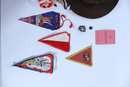 Eclaireurs de France: Hat, 31 small flags, insignias and card
