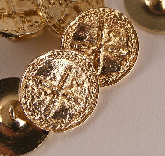 Empire marshal's button - 16 mm- 2 different nuances of gold