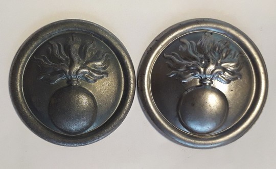 Bocettes with grenade, sheet metal, no fixation on back, sold by pair