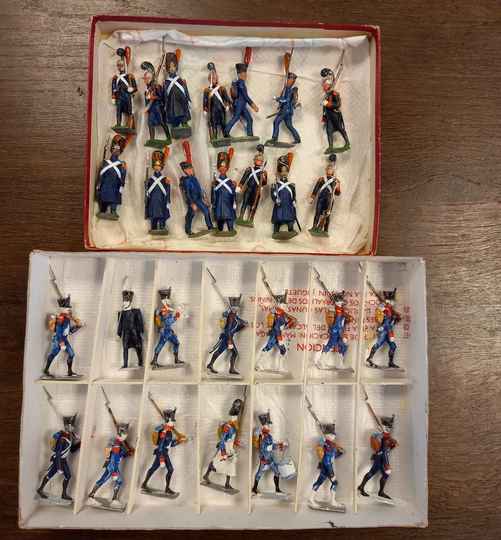 28 figurines Lucotte and CBG to restore/finish