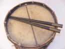 Old drum without grenades, with 2 sticks, white baldric and horn