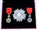 Coffret souvenir: Légion d'Honneur. Médals for chevalier and officier + 