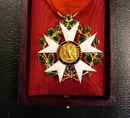 Legion d'Honneur, copy of medal for officer, 1st type, 1st Empire, in an old box.