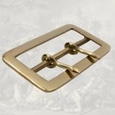 Buckle, brass: 9,3 x 5 cm