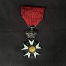 Medal of chevalier de la Légion d'Honneur, slightly reduced size. Second Empire. 