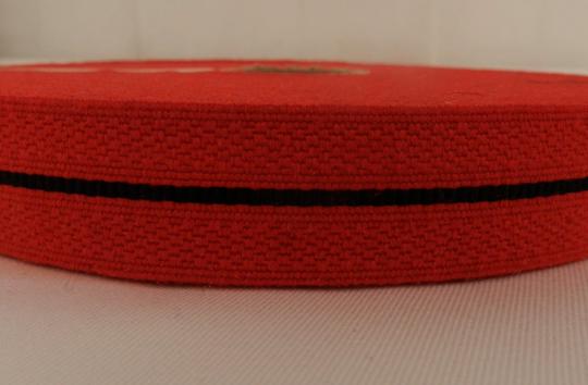 Red braid 25 mm with black central line