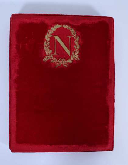 Napoléon. Ensemble de 87 documents sous coffret de velours rouge. Club français du livre 1955, exemplaire numéroté 2491/4500