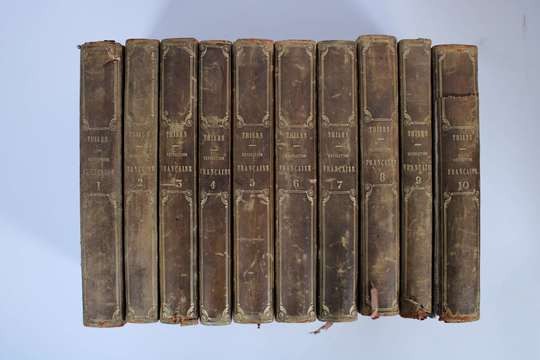 Histoire de la révolution par Adolfe Thiers. Lecointe éditeur, édition de 1834