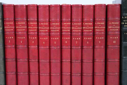 Révolution française, A Thiers, en 10 tomes. Édition de 1865 par Furne et Cie.