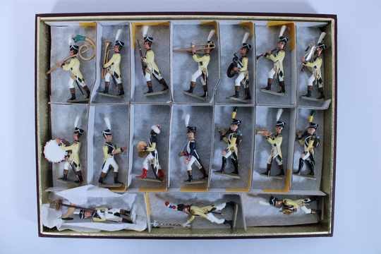 Figurines box Lucotte. Musicians of 67 th of line - 17 pieces.
