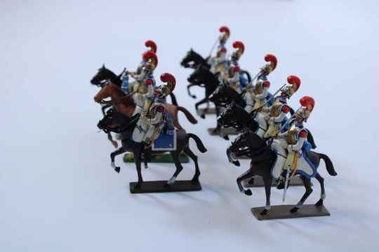 8 carabiniers Lucotte, all with black horses, first choice