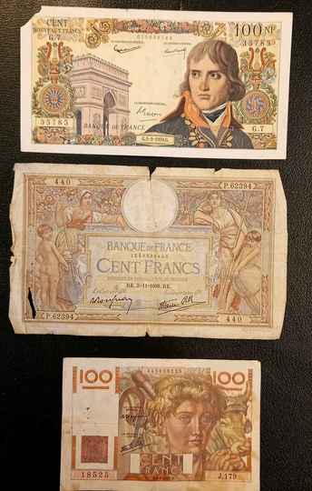 3 banknotes of 100 Francs including 1 BONAPARTE