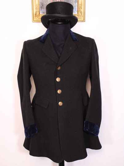 Horse riding suit for man, before WWII. Buttons of 