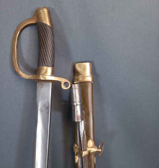 Reproduction (1) of a russian sabre with bayonet. 