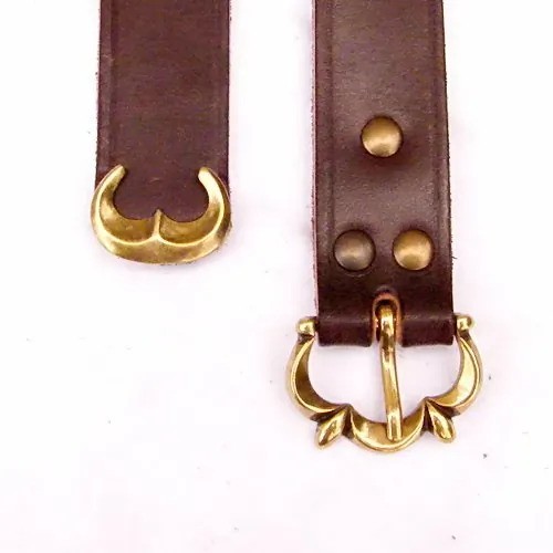 Longue ceinture médiévale