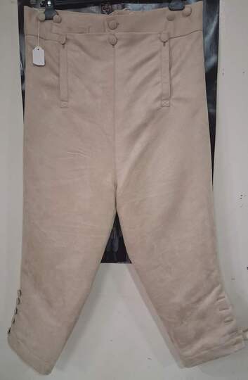 Short legs trousers. Looking like suede leather. NEW, only one for sale