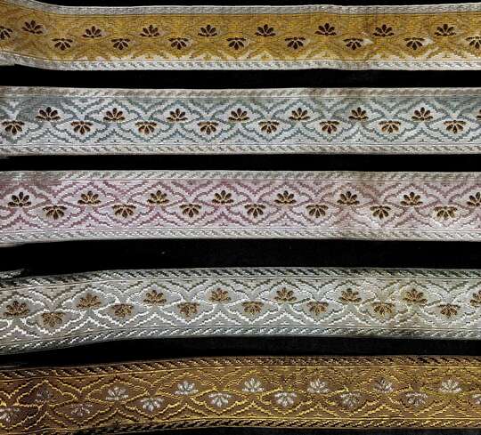 Braid flower of lotus in metal - 56 mm - Old French manufacturing - Per meter  